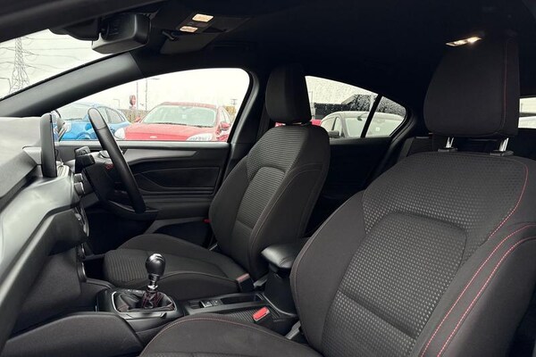 Used Ford Focus 2022 for sale - 76255404: Photo 19