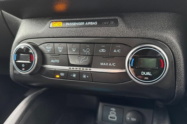 Used Ford Focus 2022 for sale - 76255404: Photo 32