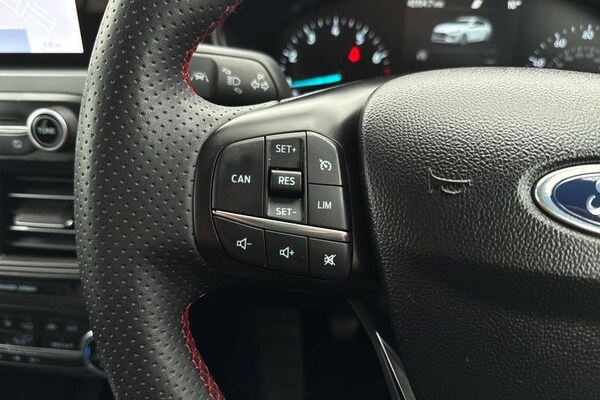 Used Ford Focus 2022 for sale - 76255404: Photo 36