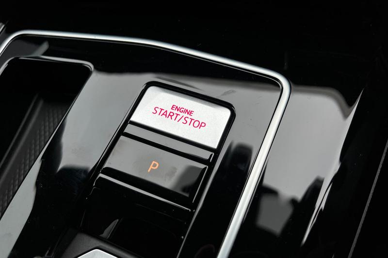 Used Volkswagen Golf 2023 for sale - 76338316: Photo 32