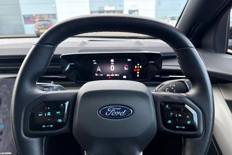 Used Ford Explorer 2024 for sale - 76888010: Photo 12