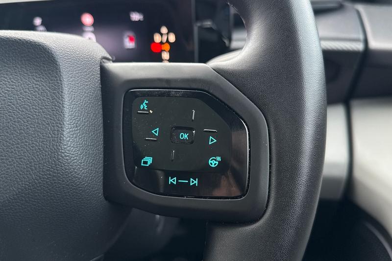 Used Ford Explorer 2024 for sale - 76888010: Photo 33