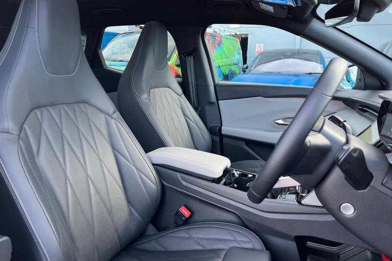 Used Ford Explorer 2025 for sale - 77733156: Photo 17