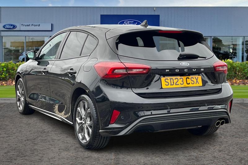 Used Ford Focus 2023 for sale - 78001305: Photo 2