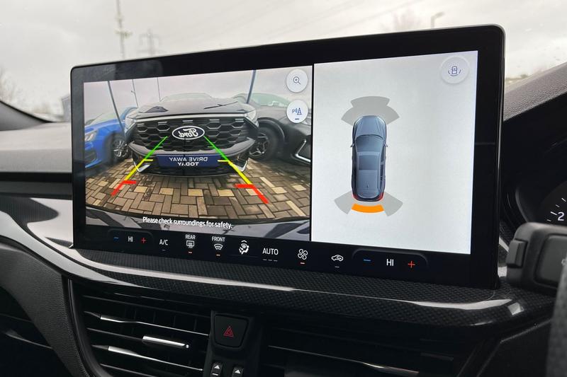 Used Ford Focus 2023 for sale - 78001305: Photo 24