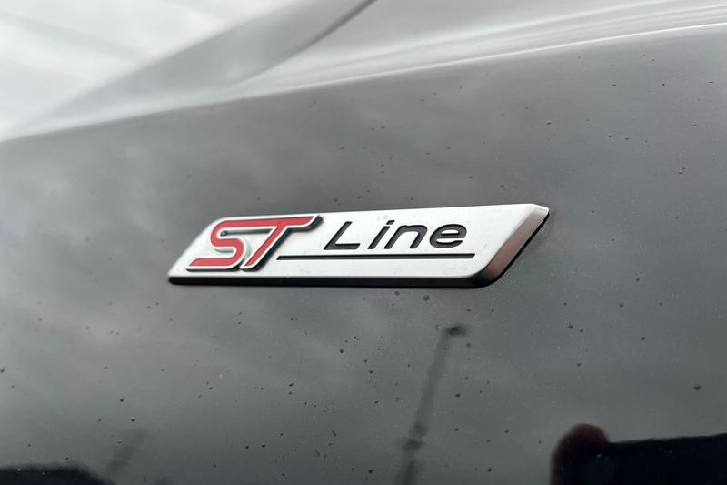 Used Ford Focus 2023 for sale - 78001305: Photo 38