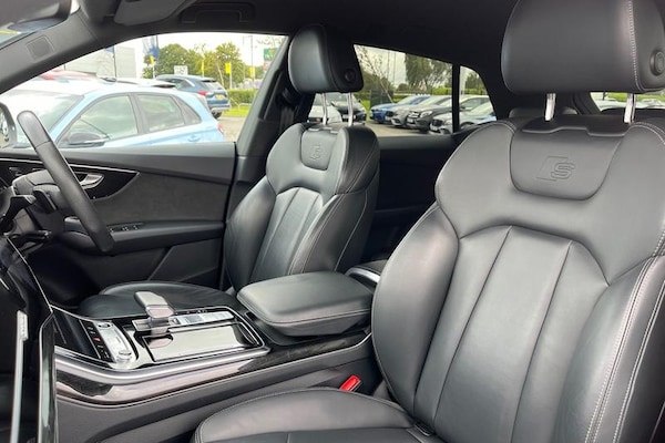 Used Audi Q8 2020 for sale - 75533868: Photo 19