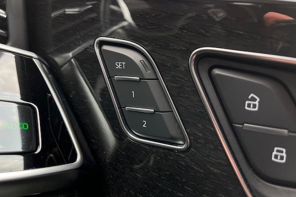 Used Audi Q8 2020 for sale - 75533868: Photo 37