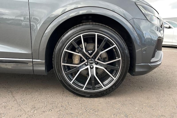 Used Audi Q8 2020 for sale - 75533868: Photo 8