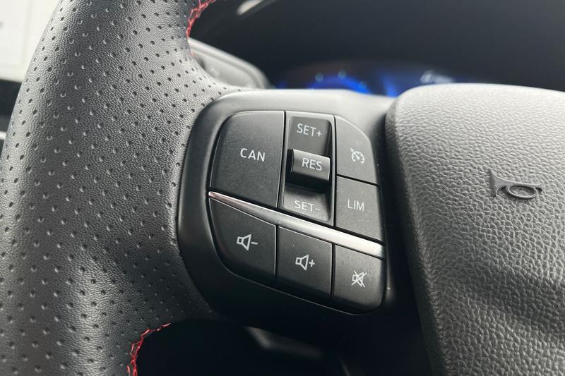 Used Ford Focus 2023 for sale - 78123500: Photo 35