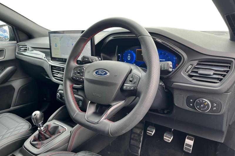 Used Ford Focus 2023 for sale - 78123500: Photo 9