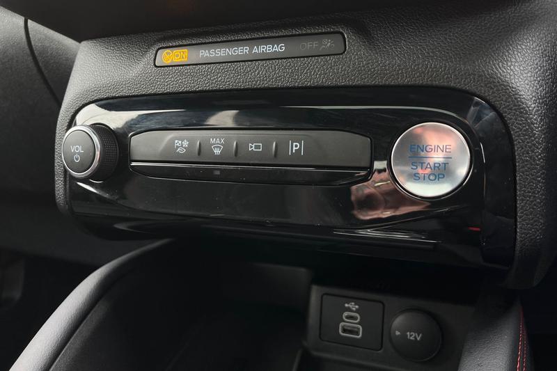 Used Ford Kuga 2024 for sale - 77391830: Photo 31