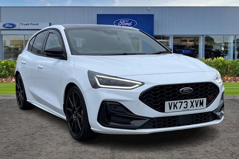 Used Ford Focus 2023 for sale - 76117577: Photo 1