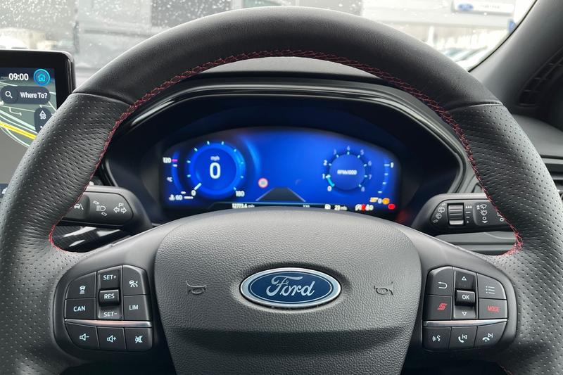 Used Ford Focus 2023 for sale - 76117577: Photo 12