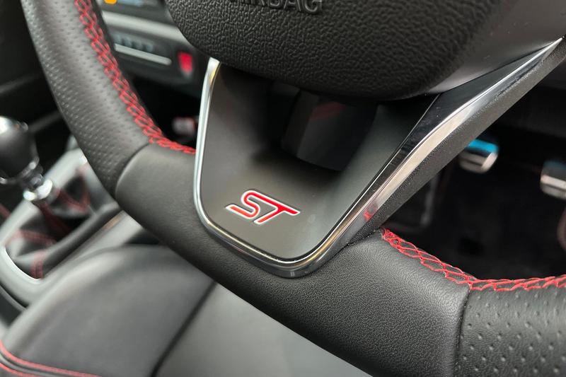 Used Ford Focus 2023 for sale - 76117577: Photo 38