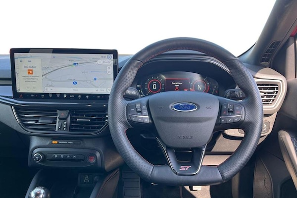 Used Ford Focus 2023 for sale - 75561492: Photo 11
