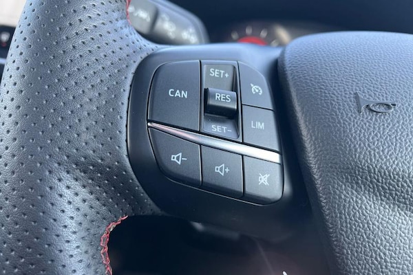 Used Ford Focus 2023 for sale - 75561492: Photo 34