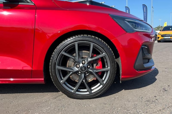 Used Ford Focus 2023 for sale - 75561492: Photo 8