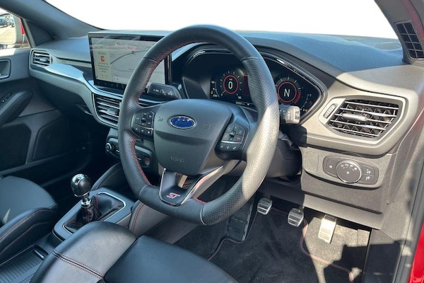 Used Ford Focus 2023 for sale - 75561492: Photo 9
