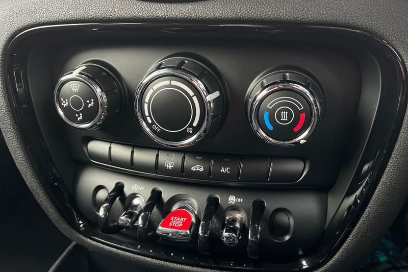 Used MINI Clubman 2017 for sale - 76767065: Photo 30