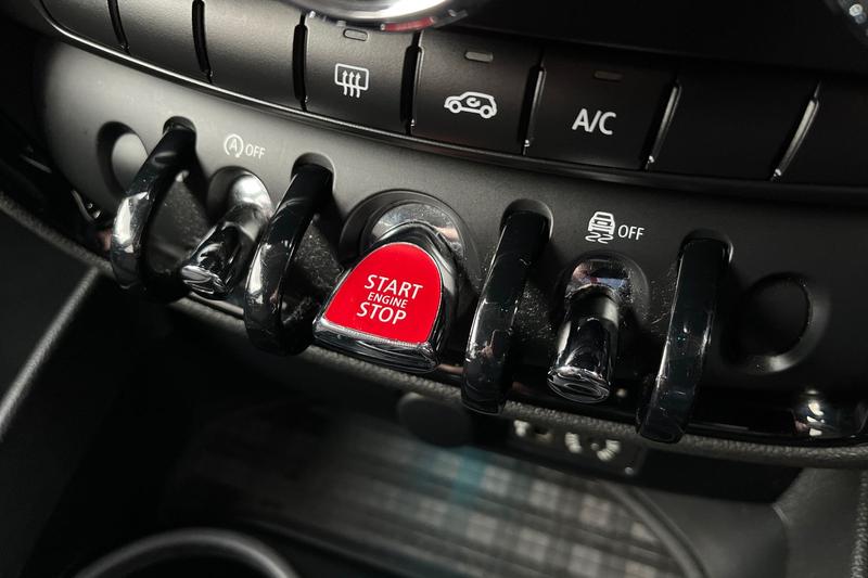 Used MINI Clubman 2017 for sale - 76767065: Photo 31