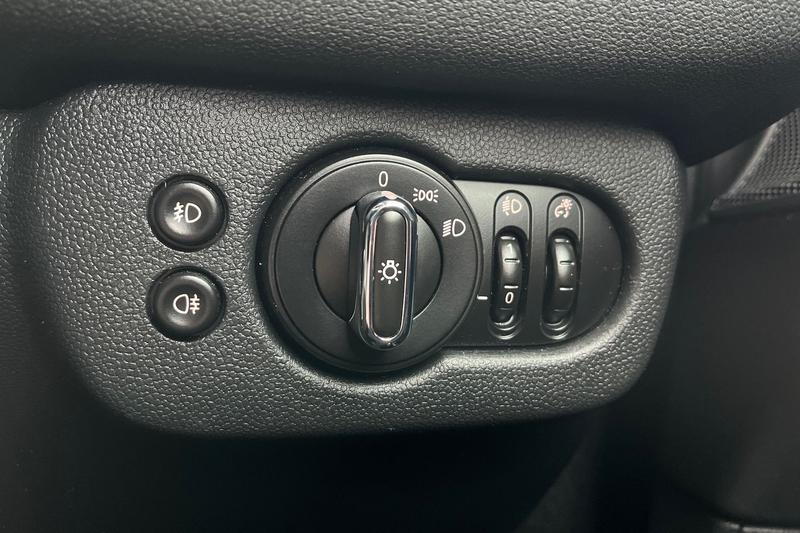 Used MINI Clubman 2017 for sale - 76767065: Photo 36