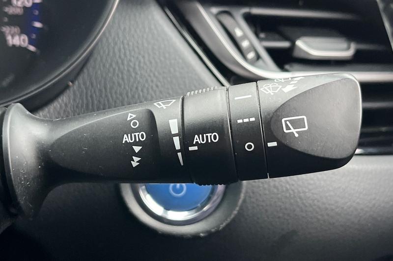 Used Toyota C-HR 2020 for sale - 77691587: Photo 15