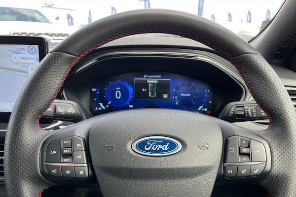Used Ford Focus 2024 for sale - 75561352: Photo 12