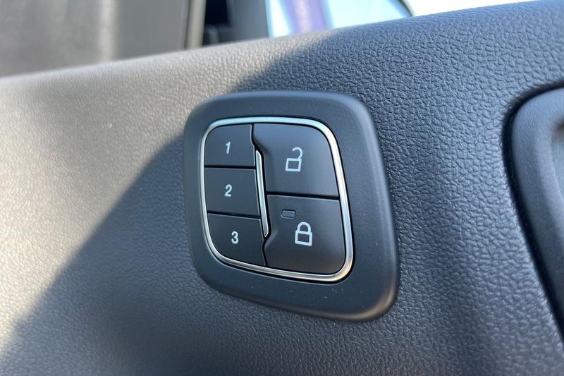 Used Ford Kuga 2025 for sale - 76514325: Photo 38