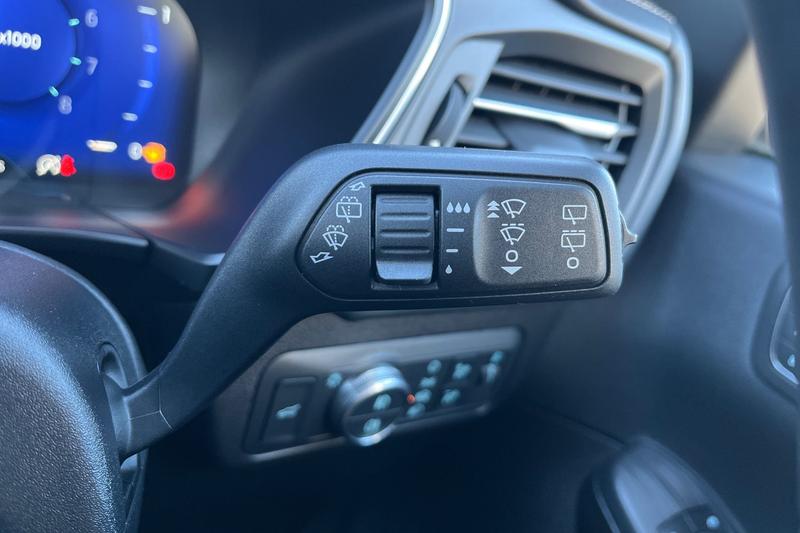 Used Ford Kuga 2022 for sale - 76631390: Photo 15