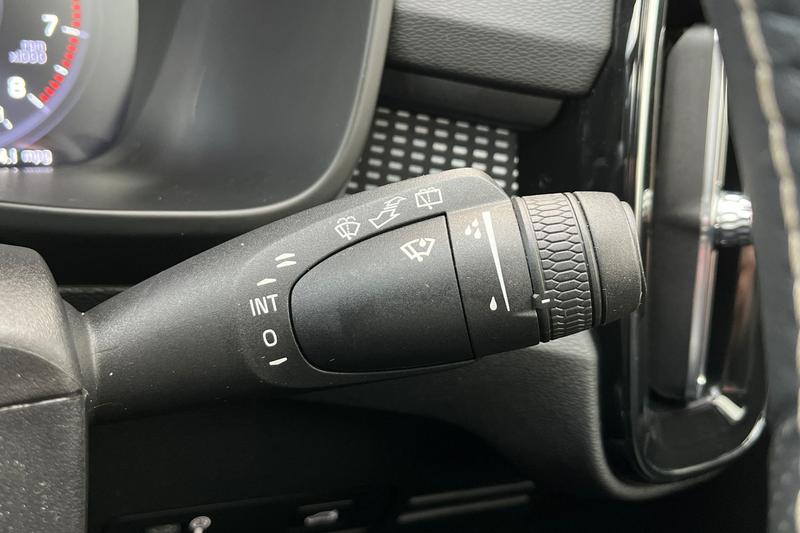 Used Volvo XC40 2021 for sale - 77306971: Photo 15