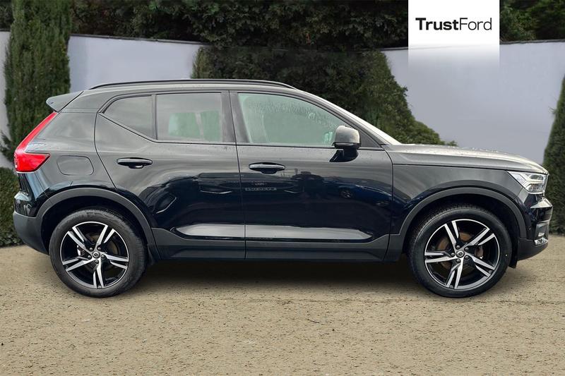 Used Volvo XC40 2021 for sale - 77306971: Photo 3