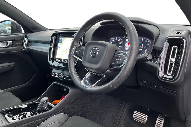 Used Volvo XC40 2021 for sale - 77306971: Photo 9