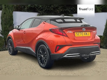 Used Toyota C-HR 2020 for sale - 78587409: Photo