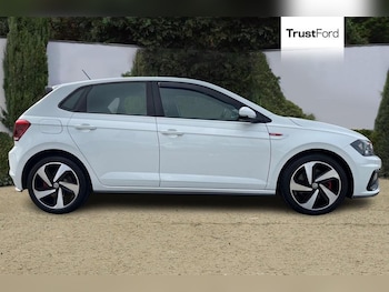 Used Volkswagen Polo 2018 for sale - 76222525: Photo 3