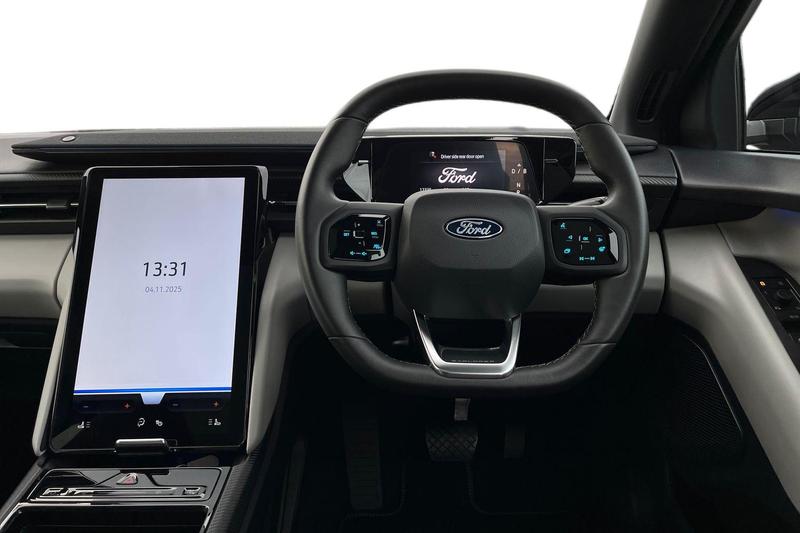 Used Ford Explorer 2024 for sale - 76467603: Photo 11