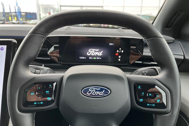 Used Ford Explorer 2024 for sale - 76467603: Photo 12