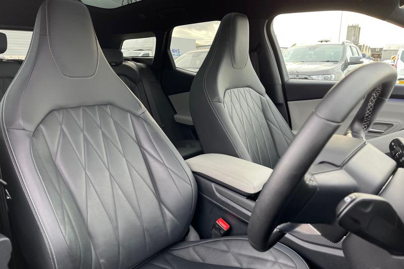 Used Ford Explorer 2024 for sale - 76467603: Photo 17