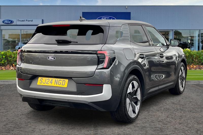 Used Ford Explorer 2024 for sale - 76467603: Photo 4