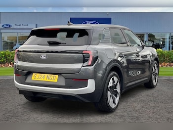 Used Ford Explorer 2024 for sale - 76467603: Photo