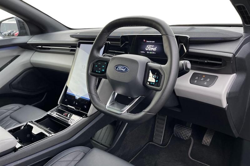 Used Ford Explorer 2024 for sale - 76467603: Photo 9