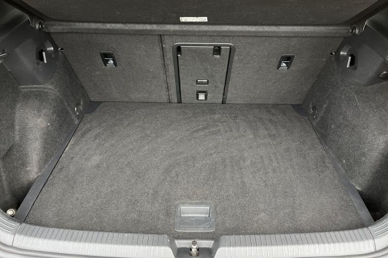 Used Volkswagen Golf 2020 for sale - 76494587: Photo 21