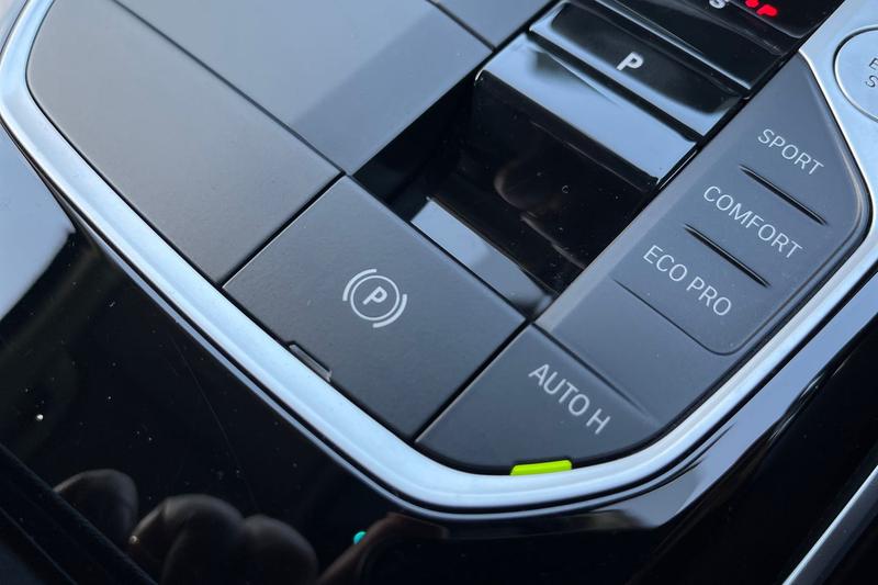 Used BMW 3 Series 2024 for sale - 77462515: Photo 32