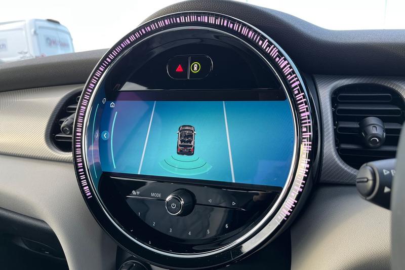 Used MINI Convertible 2024 for sale - 76830321: Photo 23