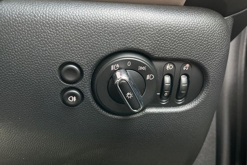 Used MINI Convertible 2024 for sale - 76830321: Photo 36