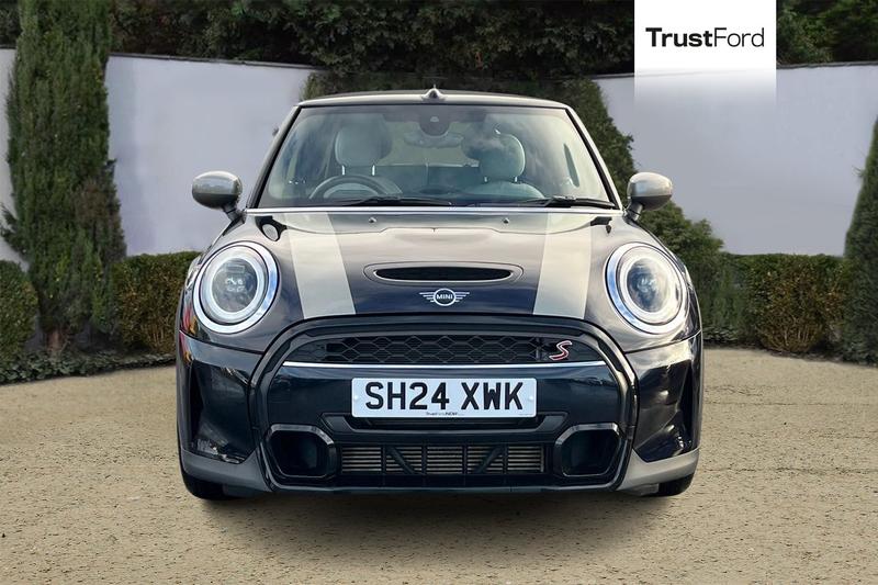 Used MINI Convertible 2024 for sale - 76830321: Photo 6
