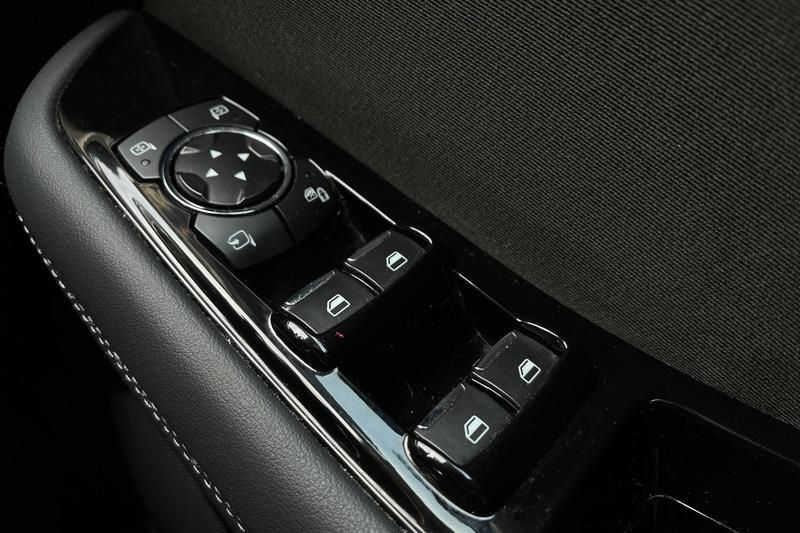 Used Ford S-Max 2023 for sale - 77493367: Photo 16