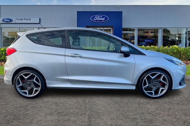 Used Ford Fiesta 2019 for sale - 77306984: Photo 3