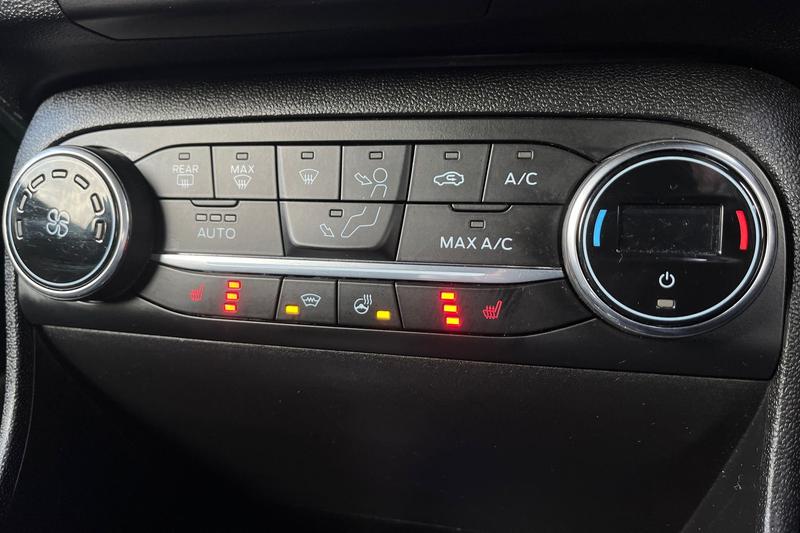 Used Ford Fiesta 2019 for sale - 77306984: Photo 32