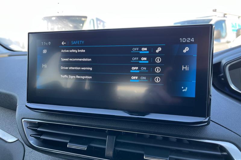 Used Peugeot 3008 2022 for sale - 77733162: Photo 25